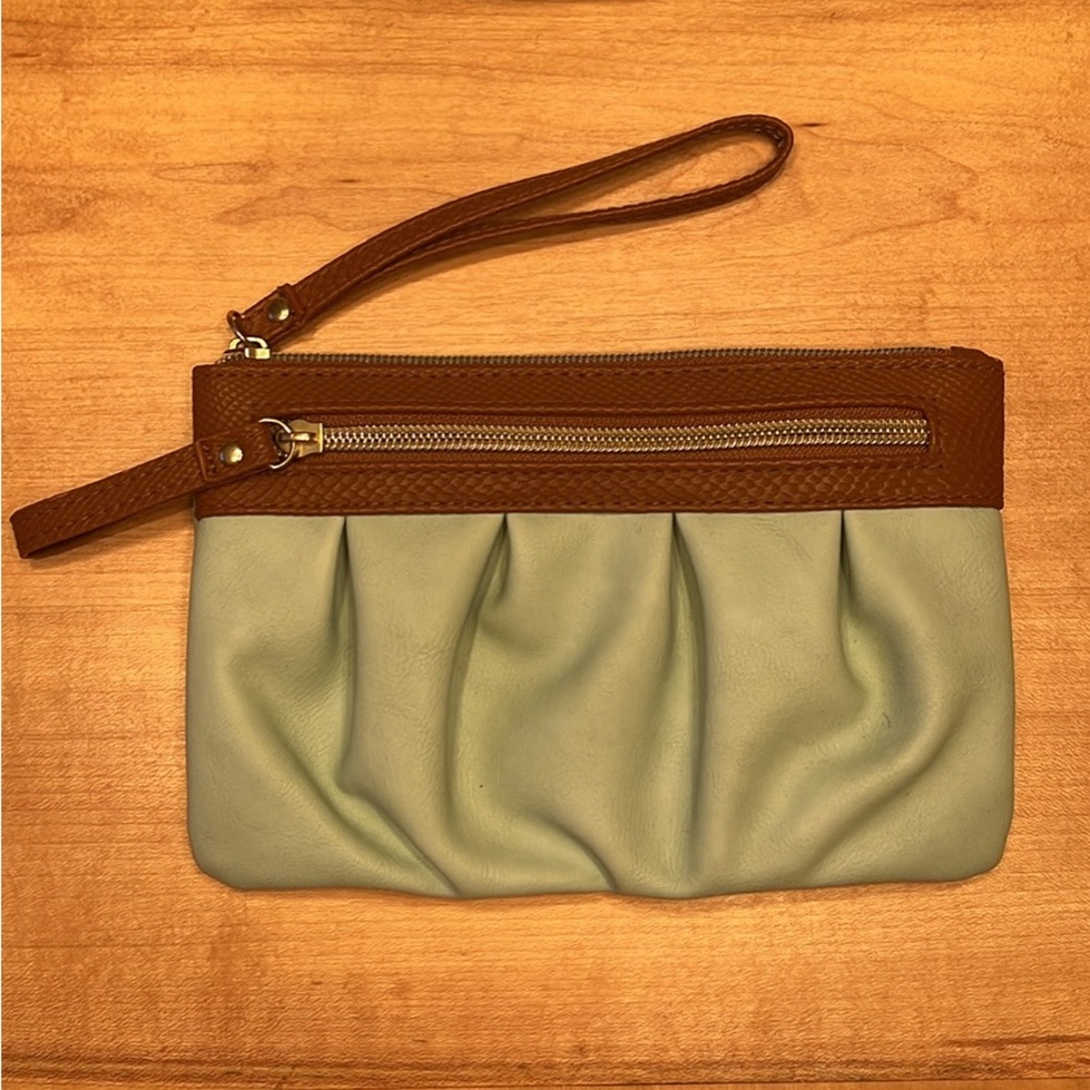 Mint wristlet purse